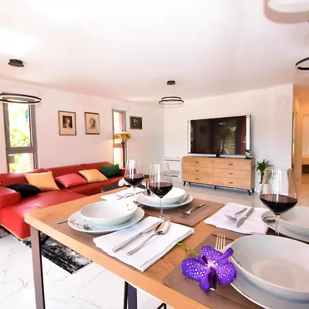 Stella Exclusive Center Of Apartment *
